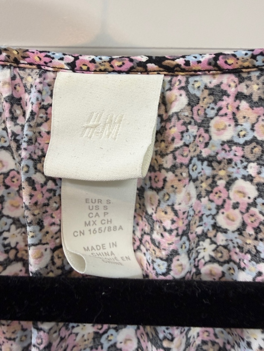 H&M Lavender Floral Tiered Babydoll Mini Dress size Small - Picture 4 of 6